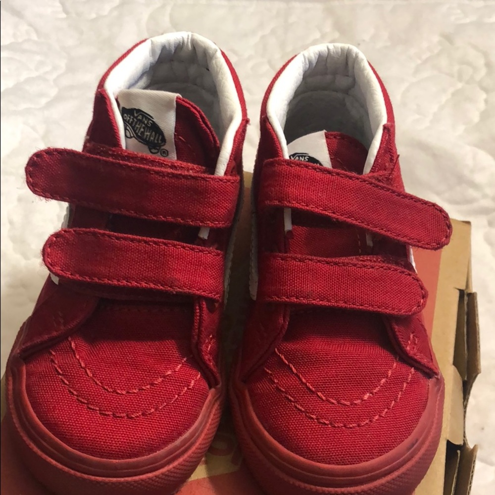 Vans for toddler in color chili pepper